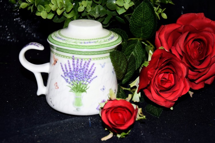 6d50567fef1e459da8d205bf4c6a6526