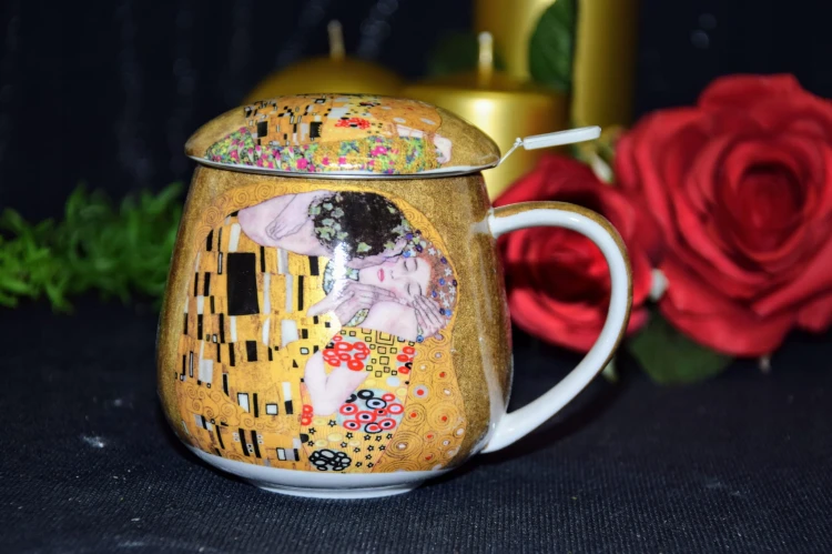 98730f8fae64daa1b6f84846930f322b