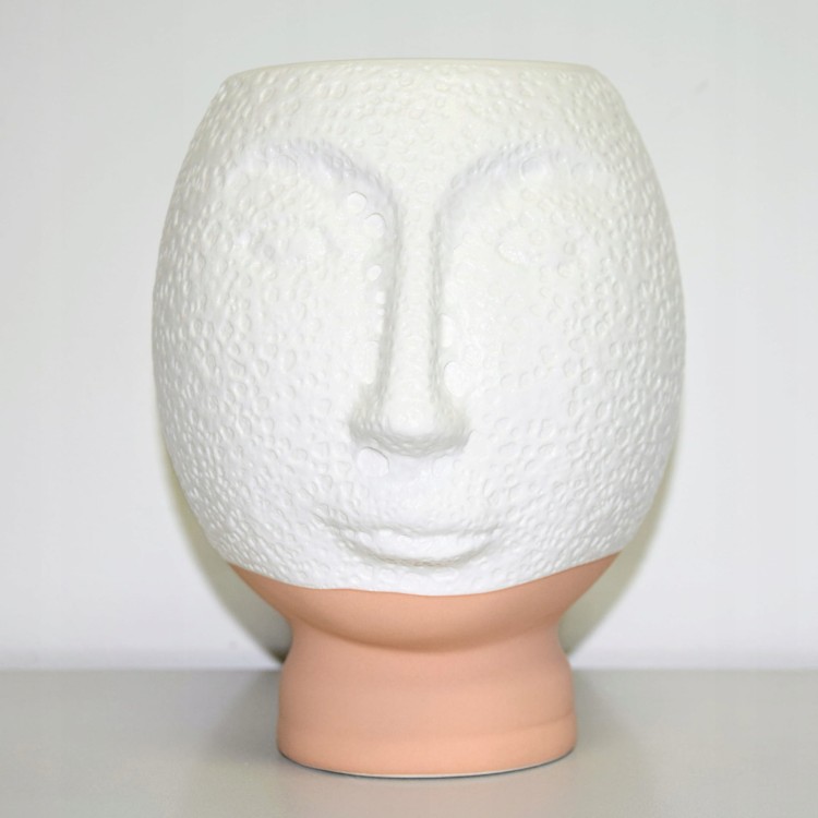 b0449168070877db80289fa262241402