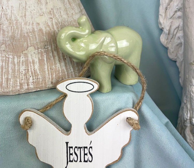 8d8056e115c4cb9ee3cbe602caa893bf