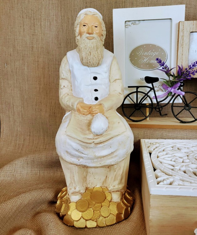 8f426071a43429d5ebd2959f48e41618