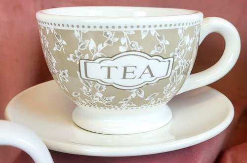FILIŻANKA Z PODSTAWKĄ BEŻ 'TEA'