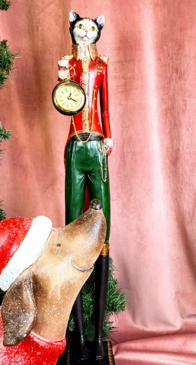 FIGURKA KOT Z ZEGARKIEM PIERROT