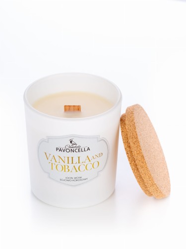 NATURALNA ŚWIECA SOJOWO-KOKOSOWA O ZAPACHU VANILLA &amp; TABACCO 135G BIAŁA