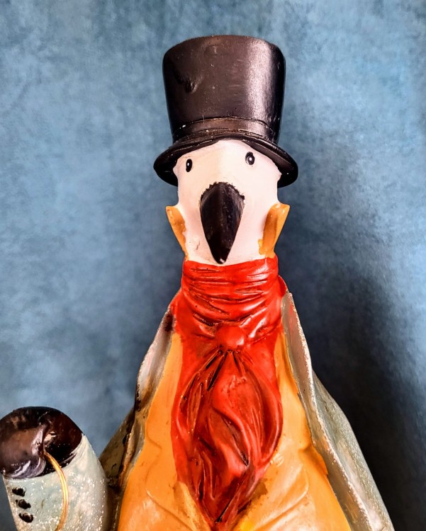 FIGURKA PINGWIN Z ZEGARKIEM PIERROT