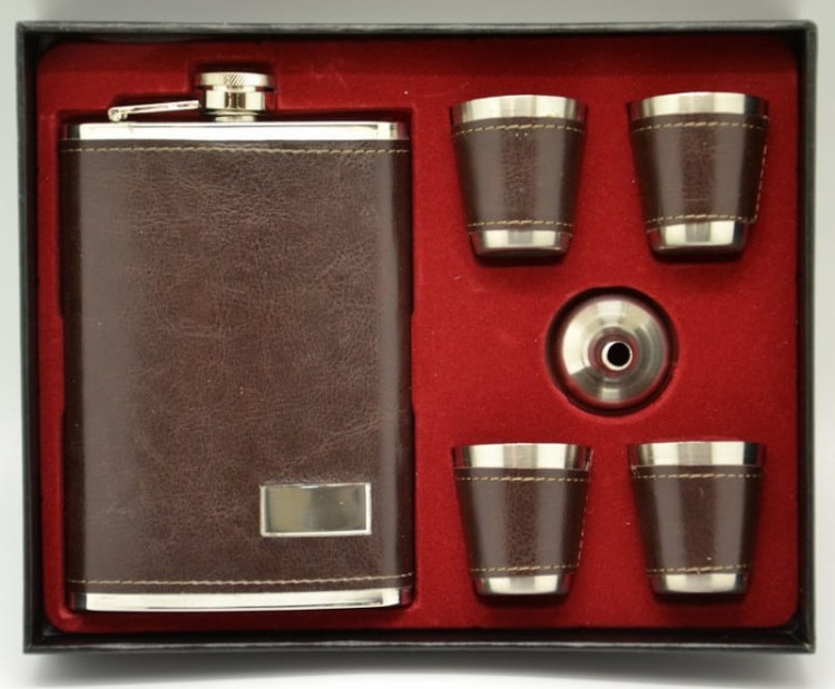 bda424a3cd7a7bcc939752aaa17a0152