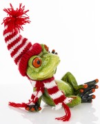 ŚWIĄTECZNA FIGURKA ŻABA W CZAPCE I SZALIKU 10CM