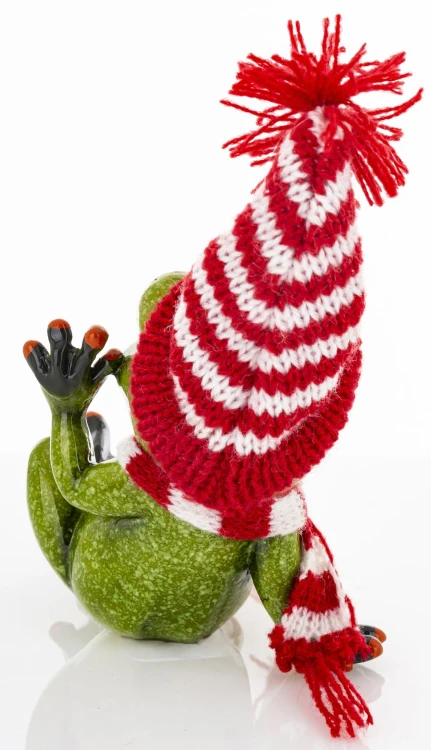 ŚWIĄTECZNA FIGURKA ŻABA W CZAPCE I SZALIKU 10CM