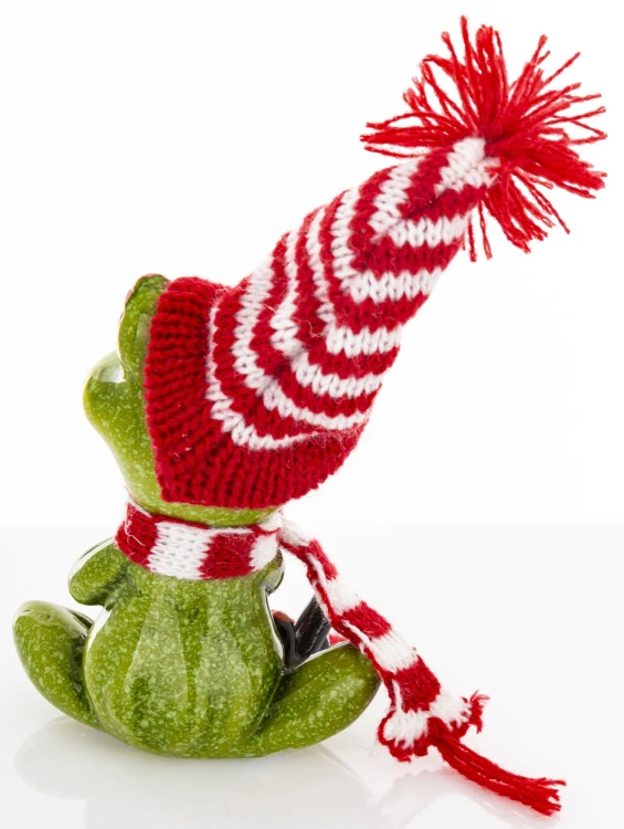 ŚWIĄTECZNA FIGURKA ŻABA W CZAPCE I SZALIKU 14CM