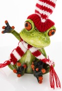 ŚWIĄTECZNA FIGURKA ŻABA W CZAPCE I SZALIKU 14CM