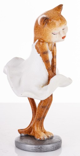 FIGURKA KOT DAMA W BIELI 17x8,5x7,5