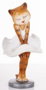 FIGURKA KOT DAMA W BIELI 17x8,5x7,5
