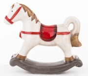 FIGURKA CERAMICZNA KOŃ NA BIEGUNACH 14x15x4,5