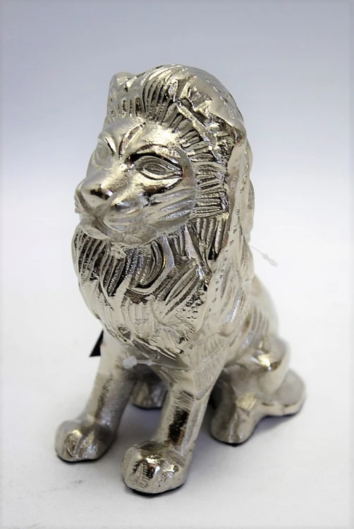 FIGURKA LEW 15,5X11X7