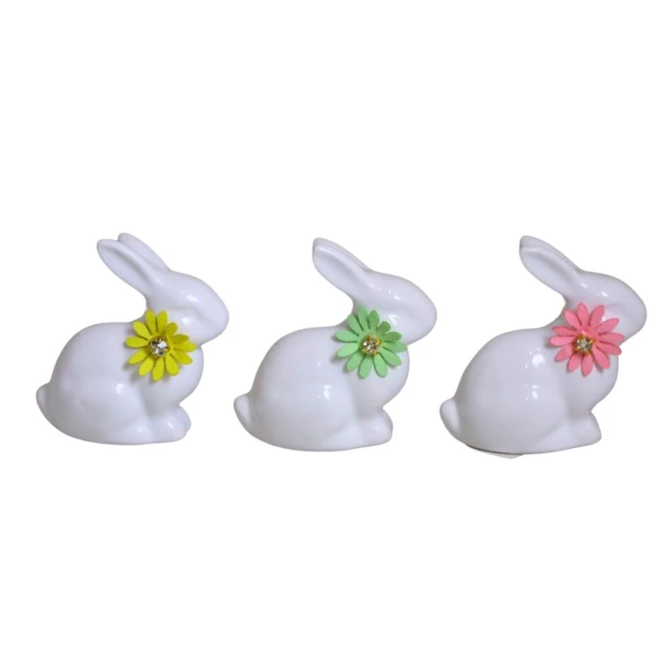 KRÓLICZEK CERAMICZNY BIAŁY Z RÓŻOWYM KWIATKIEM 7x4x7,5 cm