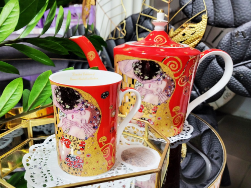 IMBRYK DZBANEK CZERWONY KLIMT POCAŁUNEK 1,1L