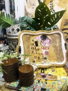 TACA PORCELANOWA Z ŁOPATKĄ G. KLIMT POCAŁUNEK
