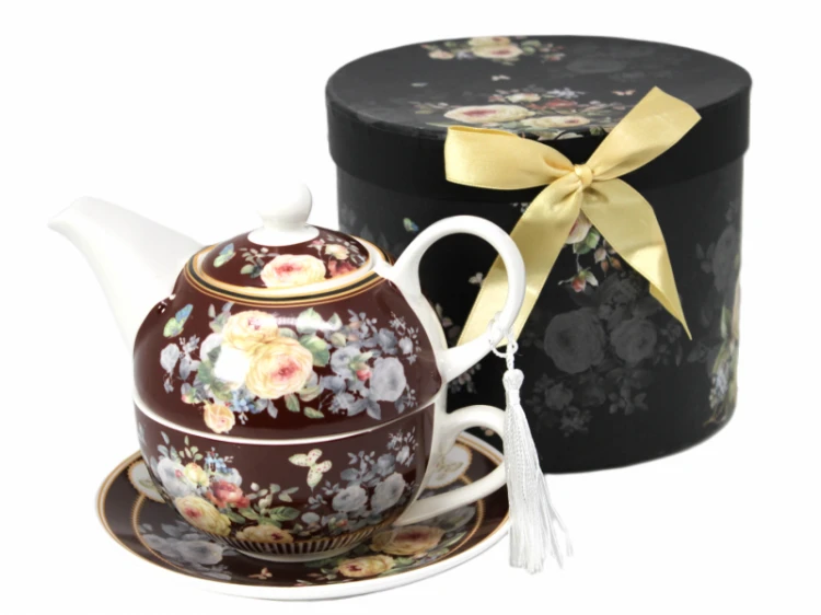 TEA FOR ONE W OZDOBNYM PUDEŁKU