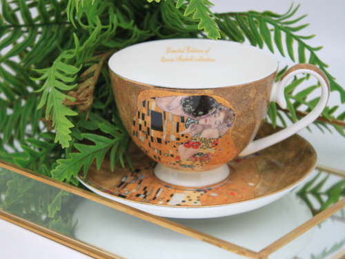 ELEGANCKA FILIŻANKA ZE SPODKIEM KLIMT POCAŁUNEK 300ML