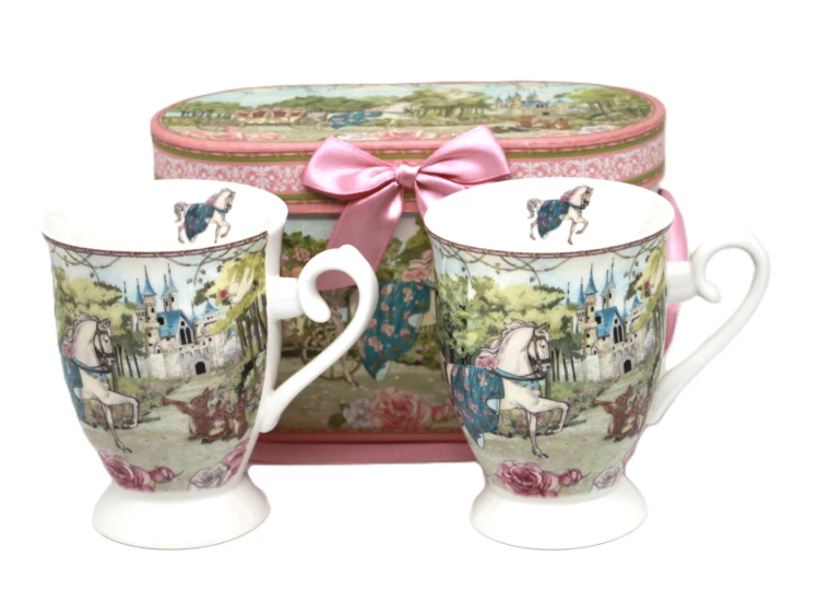 KOMPLET DWÓCH BAŚNIOWYCH KUBKÓW 300ML