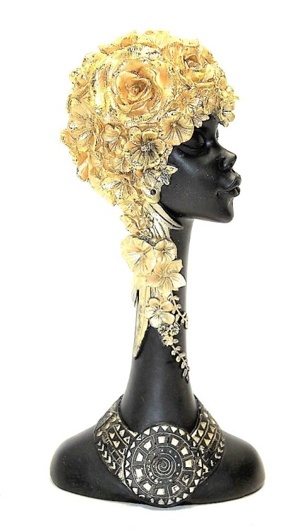 FIGURKA AFROAMERYKANKA AFRYKANKA W KWIATACH 30CM