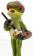 FIGURKA - ŻABA MALARKA ARTYSTKA 16CM
