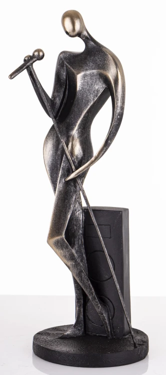 FIGURKA MUZYK - WOKALISTA PIOSENKARZ ARTYSTA 32CM