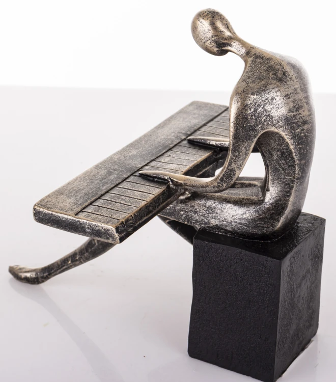 FIGURKA MUZYK - KLAWISZOWIEC FORTEPIAN ARTYSTA 18CM
