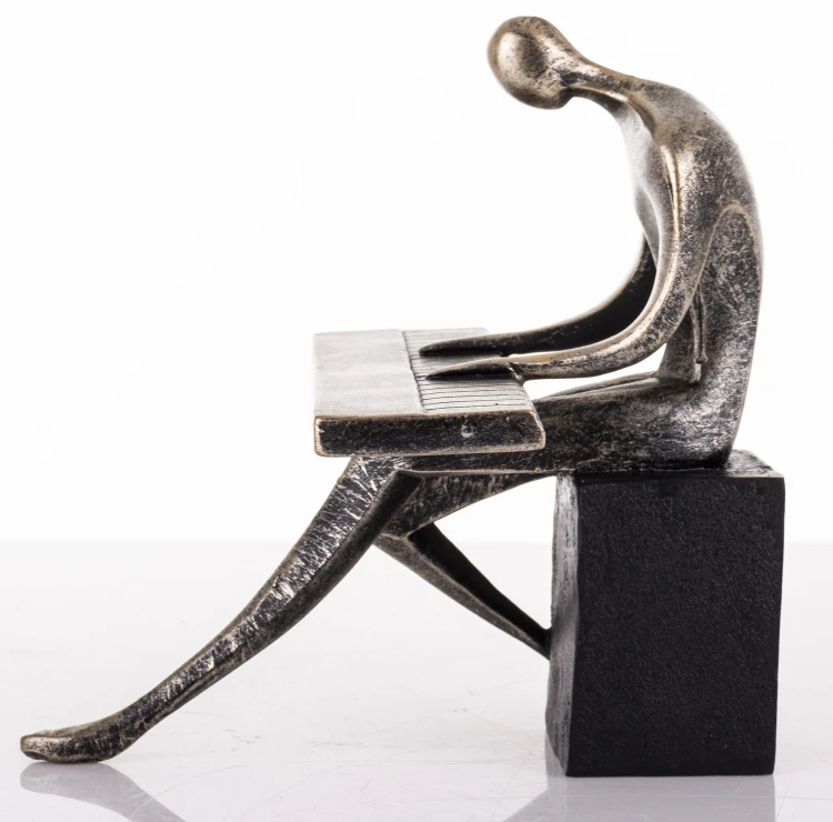 FIGURKA MUZYK - KLAWISZOWIEC FORTEPIAN ARTYSTA 18CM