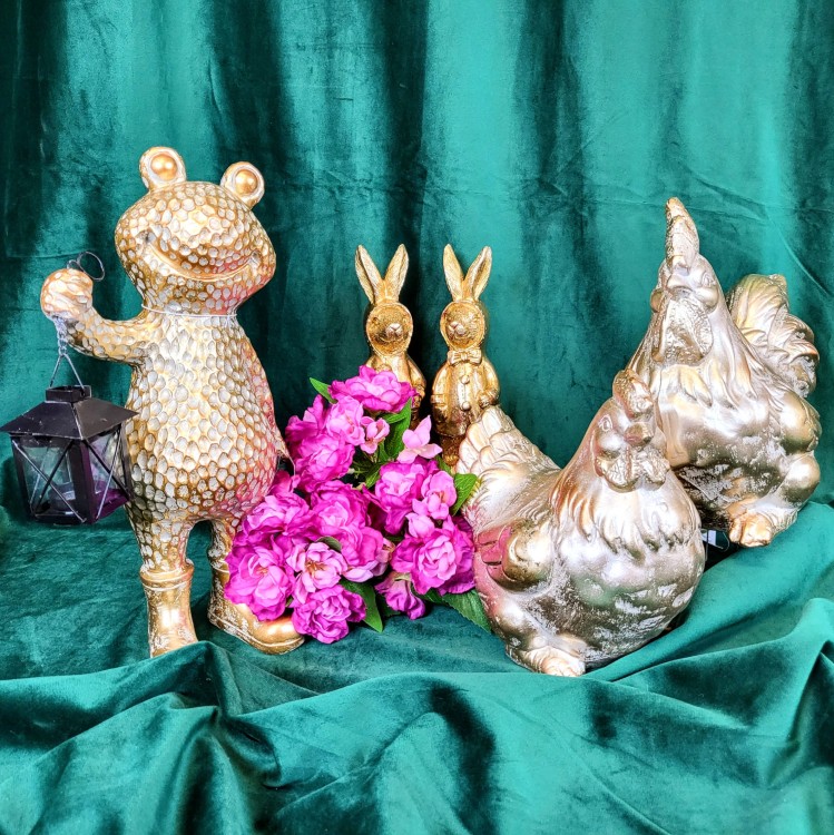 FIGURKA ŻABKA ŻABA Z LATARENKĄ ZŁOTA 32,5CM