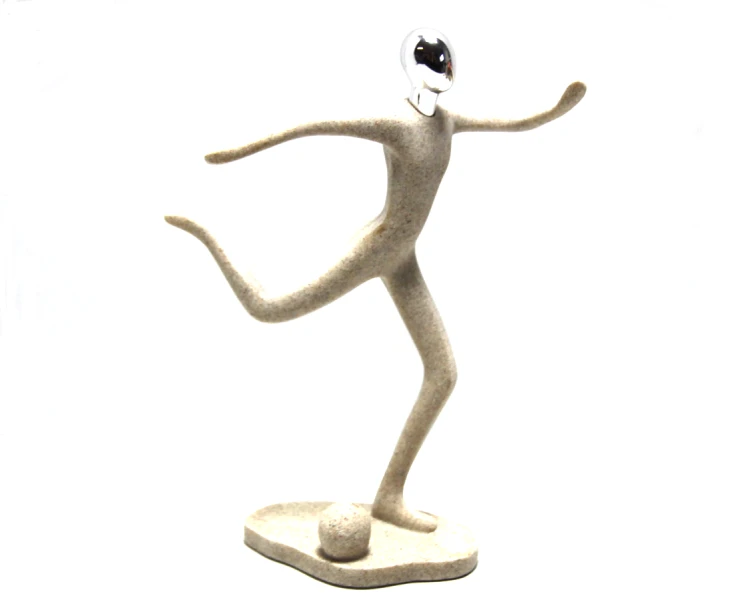 FIGURKA STATUETKA PIŁKARZ SPORTOWIEC 26CM