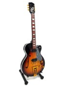 Mini-gitara - Elvis Presley skala 1:4
