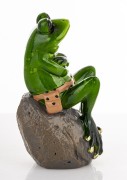 FIGURKA ŻABA NA KAMIENIU 10,5x5x6