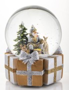 SZKLANA KULA ŚNIEŻNA Z POZYTYWKĄ MIKOŁAJ Z PREZENTAMI 16CM