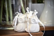 SOWA PORCELANOWA MAT. ZAWIESZKA 5X3,5X8 CM