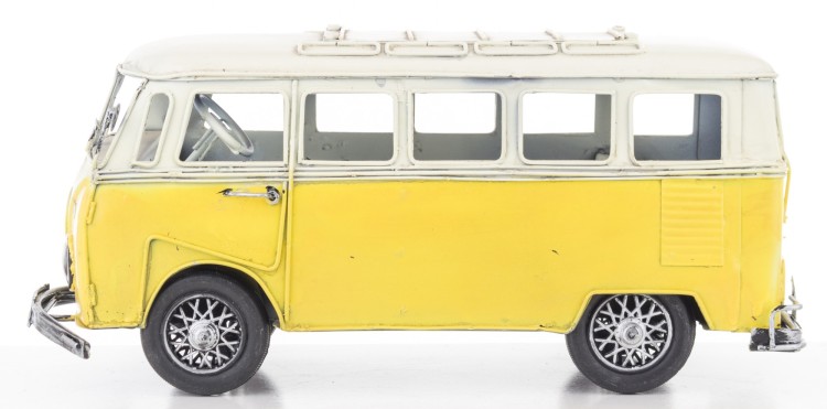 REPLIKA-MODEL-AUTOBUS-Volkswagen-T1-ogorek-zolty