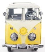 REPLIKA-MODEL-AUTOBUS-Volkswagen-T1-ogorek-zolty