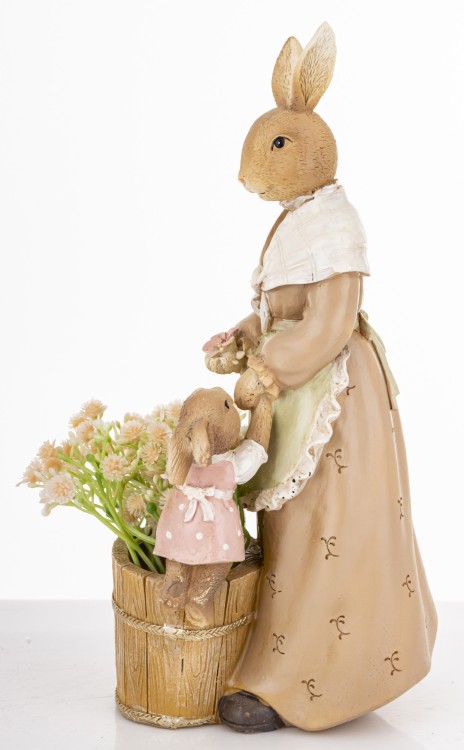 Figurka Zające z Koszem Kwiatów – Wielkanocna Ozdoba