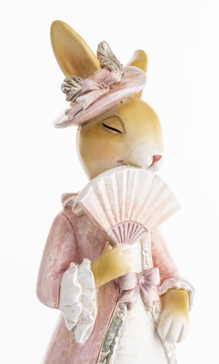 Figurka Królik Dama z Wachlarzem