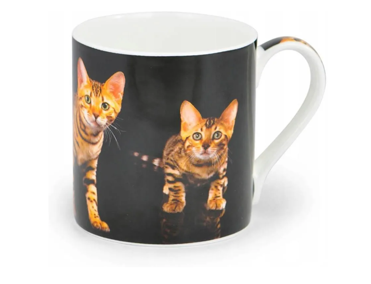 PORCELANOWY CZARNO-BIAŁY KUBEK ZE WZOREM RUDEGO KOTA BENGALSKIEGO 380ML