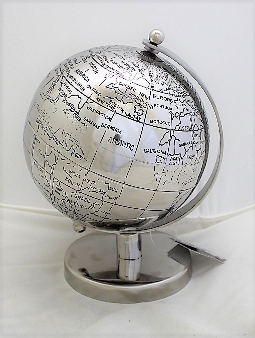 DEKORACYJNY METALOWY GLOBUS 21X16CM