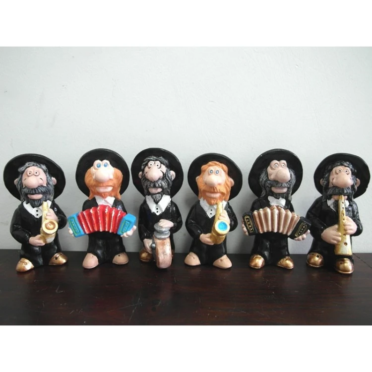 FIGURKA ŻYD MUZYKANT Z BĘBENKIEM 15 CM