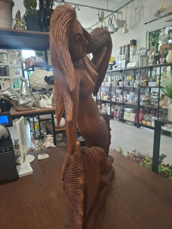 FIGURKA RZEŹBA SYRENY CIEMNE DREWNO 38x53cm