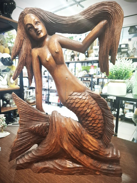 FIGURKA RZEŹBA SYRENY CIEMNE DREWNO 38x53cm