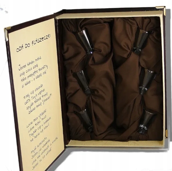 e2fb9360c630049104f22ee3bea6579f.jpg