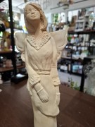 FIGURKA GIPSOWA ANIOŁ Z PIESKIEM 35CM