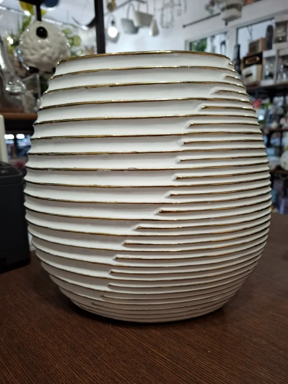 WAZON CERAMICZNY BIAŁO-ZŁOTY 25X25X7CM
