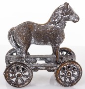 Figurka ŻELIWNA Koń NA KÓŁKACH 13,5x12,5x6,5 Retro Loft Vintage