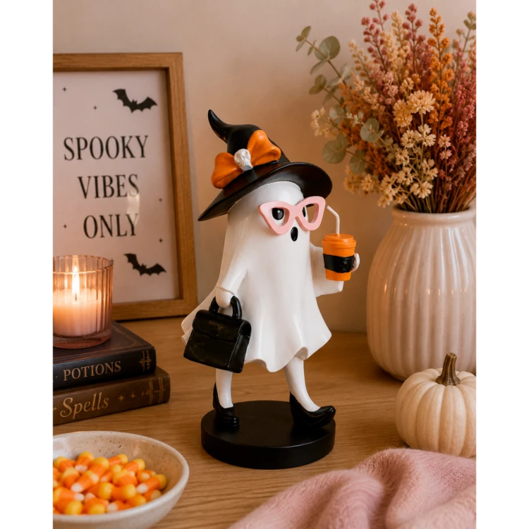 Figurka Halloween Duszek w Kapeluszu z Torebką i Kawą 12,2x12,3x24,8 cm