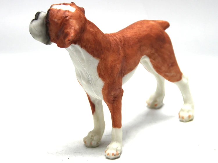 Figurka Pies Boxer Bokser Realistyczna Ozdoba Statuetka 16cm